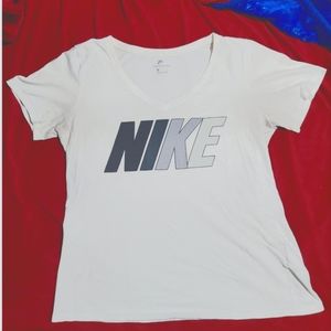 Nike t-shirt